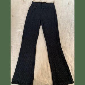 Vince high waisted rib flared pants in black, size extra small